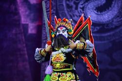 Tuồng, Chèo và Cải lương cùng hiện diện trên một sân khấu Hà Nội