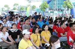 Hàng nghìn thanh niên công nhân cùng 'Lan tỏa năng lượng tích cực'