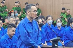 LẰN RANH: 'Bán nợ' hay mua án?