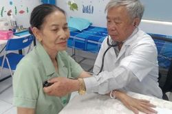Cuộc thi viết 'Lòng tốt quanh ta lần 4': Hành trình ý nghĩa của bác sĩ Các