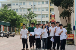 Thi vào lớp 10 Hà Nội: Nhiều học sinh tự tin điểm cao môn Toán