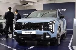 [GALLERY] Kia Sportage 2026 chốt lịch ra mắt Việt Nam, có bản hybrid cắm sạc?