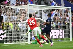 PSG bảo vệ thành công ngôi vương Champions League