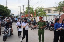 Bàn về niềm tin và suy nghĩ tích cực vào đề thi Ngữ văn ở Quảng Ngãi