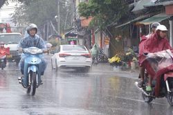 Thời tiết ngày 31/5: Trung Bộ và Nam Bộ mưa dông