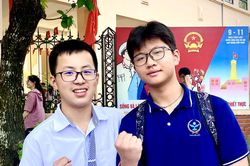 Đề Toán lớp 10 Hà Nội có độ phân hóa cao, khép lại kỳ thi căng thẳng