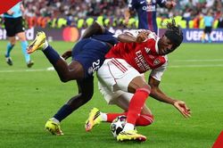 Những tranh cãi làm nên vết gợn cho chung kết Champions League