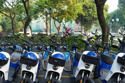 Hà Nội dự kiến phát triển xe đạp điện, xe máy điện công cộng trong vành đai 1