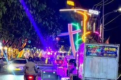 Bày bàn ghế, ca hát giữa đường ở Pleiku gây nguy cơ mất an toàn giao thông