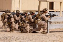 Iran tấn công căn cứ quân sự ở Kuwait, nhân sự và khí tài Mỹ hứng thiệt hại