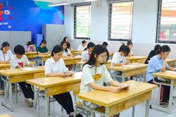 Thi lớp 10 Hà Nội: 409 thí sinh bỏ thi môn Toán, 4 em bị đình chỉ trong 2 ngày