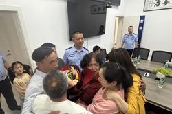 Bức thư cầu cứu của người con giúp mẹ 70 tuổi tìm lại họ hàng sau nửa thế kỷ