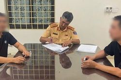 Vụ thầy dạy lái ô tô 'cãi' CSGT ở Hà Nội: Phạt người lái xe 19 triệu đồng