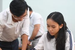 Nhiều thí sinh thi vào lớp 10 TPHCM năm 2026 sẽ được viết bài hộ