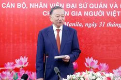 Tổng Bí thư, Chủ tịch nước và Phu nhân gặp cộng đồng người Việt tại Philippines