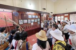 Khách du lịch đến Lý Sơn tăng cao