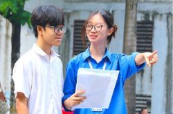 Hơn 124.000 thí sinh Hà Nội bước vào môn Toán, khép lại kỳ thi vào lớp 10 công lập