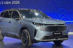 Chốt giá bộ đôi Peugeot 3008 và 5008 tại Việt Nam