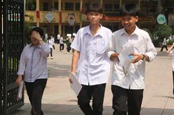 Thi vào lớp 10 ở Hà Nội: Đề Toán vừa sức, phần lớn học sinh có thể đạt từ 7 điểm trở lên