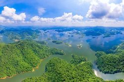 'Hạ Long trên cạn' giữa lòng Bắc Ninh