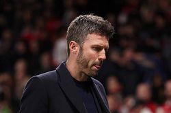 Michael Carrick và bài toán hàng phòng ngự MU: Tìm đối tác thép cho Harry Maguire