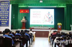 Trang bị kiến thức phòng, chống tác hại thuốc lá cho học sinh, sinh viên