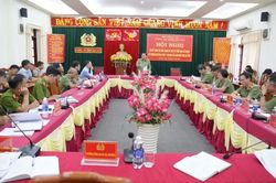 Cảnh giác với thủ đoạn lợi dụng tôn giáo để phá hoại khối đại đoàn kết dân tộc