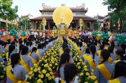 Trang nghiêm Đại lễ kính mừng Phật đản Phật lịch 2570 tại Huế