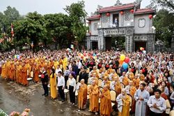 Đắk Lắk: Ban Trị sự Phật giáo tỉnh tổ chức Đại lễ Phật đản Phật lịch 2570 tại chùa Sắc tứ Khải Đoan