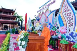 TP.Cần Thơ: Ban Trị sự GHPGVN Thành phố tổ chức Đại lễ Phật đản tại thiền viện Trúc Lâm Phương Nam