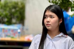Thí sinh Hà Nội căng thẳng trước môn Toán trong kỳ thi vào lớp 10 công lập