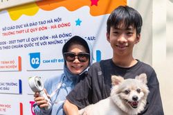 Muôn vàn cảm xúc khép lại ngày thi cuối cùng vào lớp 10 Hà Nội