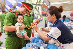 Ngày hội yêu thương dành cho bệnh nhi nhân dịp 1/6