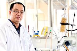 GS.TS Thái Khắc Minh: Nhà khoa học nỗ lực chuyển đổi số ngành Dược