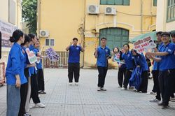 Hơn 61.700 thí sinh Hải Phòng bước vào môn thi đầu tiên của kỳ thi vào 10