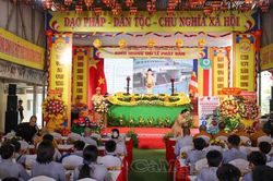 Lan toả pháp luật, xây dựng văn hoá giao thông tại cơ sở tôn giáo
