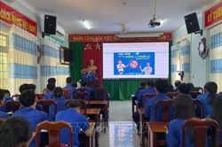 Đắk Lắk tăng cường phòng, chống tác hại thuốc lá trong thanh, thiếu niên