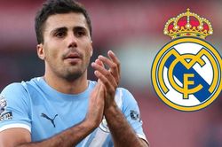 Ứng viên Chủ tịch Real Madrid tuyên bố sẽ đưa Rodri về Bernabéu
