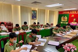 100 học viên Trường Đại học An ninh nhân dân hỗ trợ Công an TPHCM số hóa hồ sơ nghiệp vụ