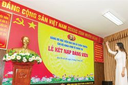 Hướng dẫn mới của Ban Bí thư về thẩm tra lý lịch người vào Đảng