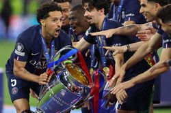 PSG nhận khoản thưởng khổng lồ sau chức vô địch Champions League