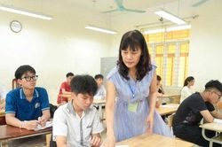 Đề toán - kỳ thi lớp 10 tại Hà Nội