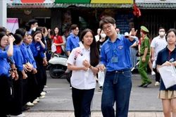 Kỳ thi vào lớp 10 không chuyên tại Hà Nội Nghiêm trong phòng thi, thuận lợi ngoài điểm thi