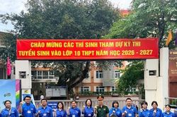 Tuổi trẻ phường Ngọc Hà đồng hành cùng sĩ tử thi vào lớp 10