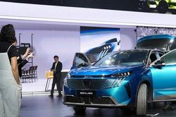 Loạt tân binh khuấy động thị trường ô tô Việt Nam