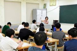 Hà Nội có 2 thí sinh vi phạm quy chế trong buổi thi môn Toán