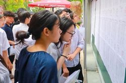 Sáng nay thi môn Toán lớp 10 Hà Nội: Siết chặt quy chế, đề cao cảnh giác
