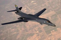 Mỹ khôi phục 'tình trạng hạt nhân' cho máy bay ném bom B-1B Lancer