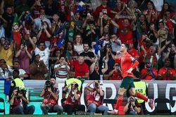 Nhà tiên tri World Cup phán quyết Ronaldo và tuyển Bồ Đào Nha vô địch