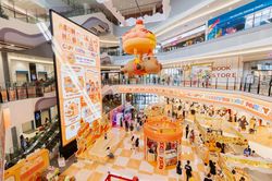 Aeon Mall Hà Đông chiêu đãi khách hàng đại tiệc tháng sinh nhật